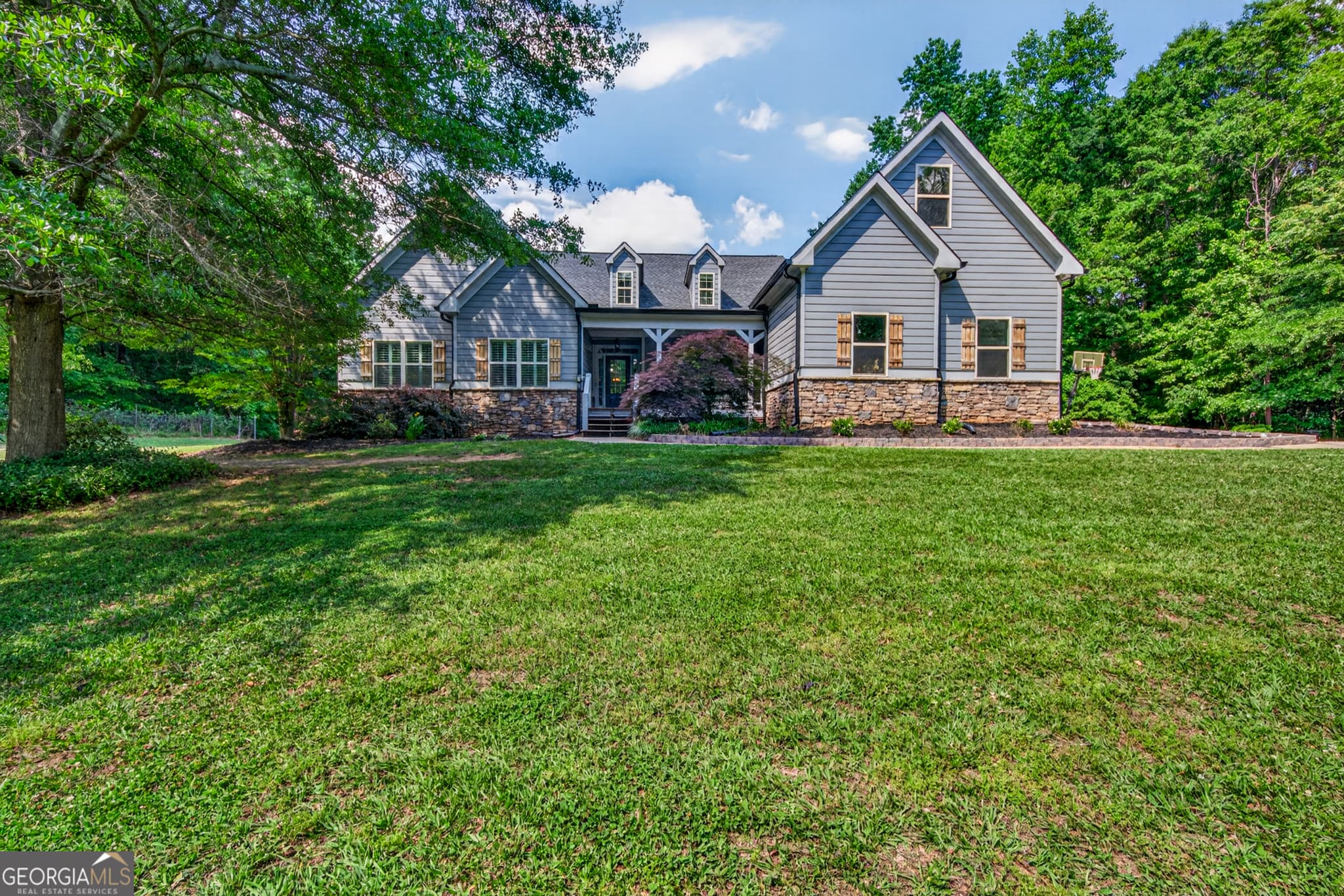 5 bedroom, 4.5 bathroom, 5,800 sq ft single family residence for sale at 135 Canters Run, Homer, GA 30547