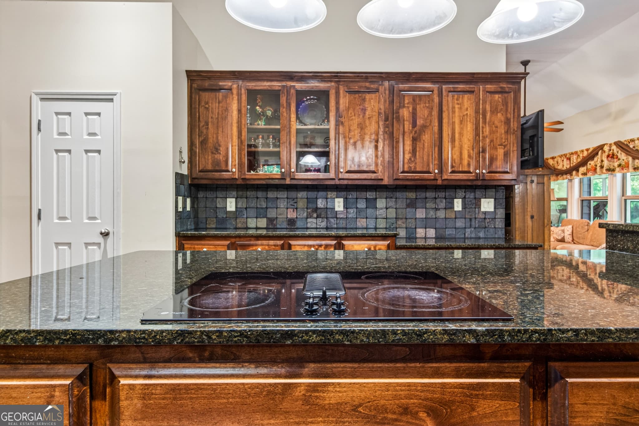 5 bedroom, 4.5 bathroom, 5,800 sq ft single family residence for sale at 135 Canters Run, Homer, GA 30547 — photo 9