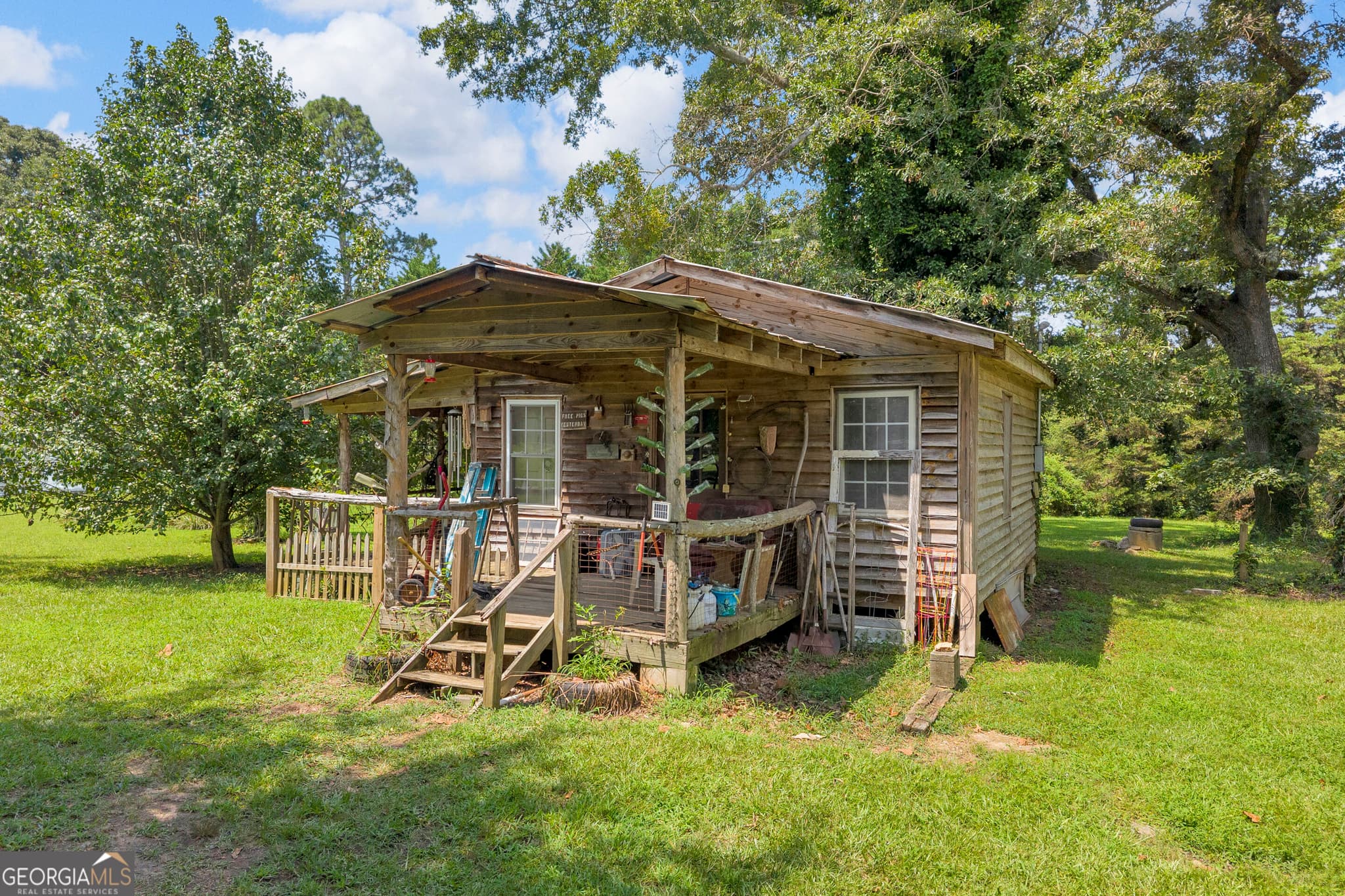 3 bedroom, 1 bathroom, 1,975 sq ft single family residence for sale at 1404 W Main Street, Bowersville, GA 30516 — photo 9