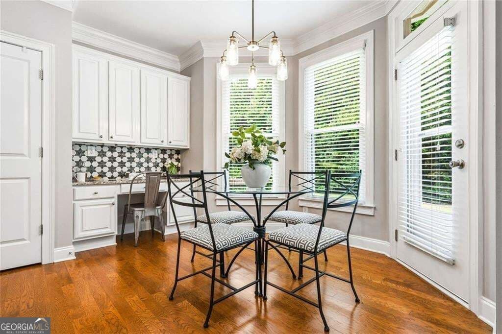 4 bedroom, 3.5 bathroom, 3,162 sq ft single family residence for sale at 4066 Hill House Road, Smyrna, GA 30082 — photo 10
