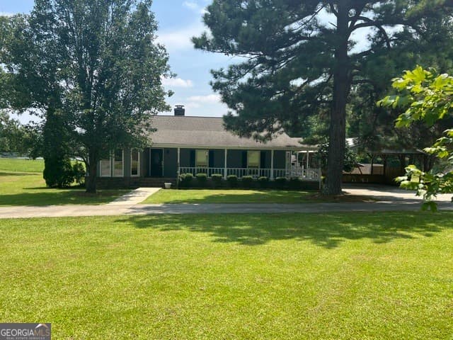3 bedroom, 2 bathroom, 1,882 sq ft single family residence for sale at 64 Lake Drive, Manchester, GA 31816 — photo 3