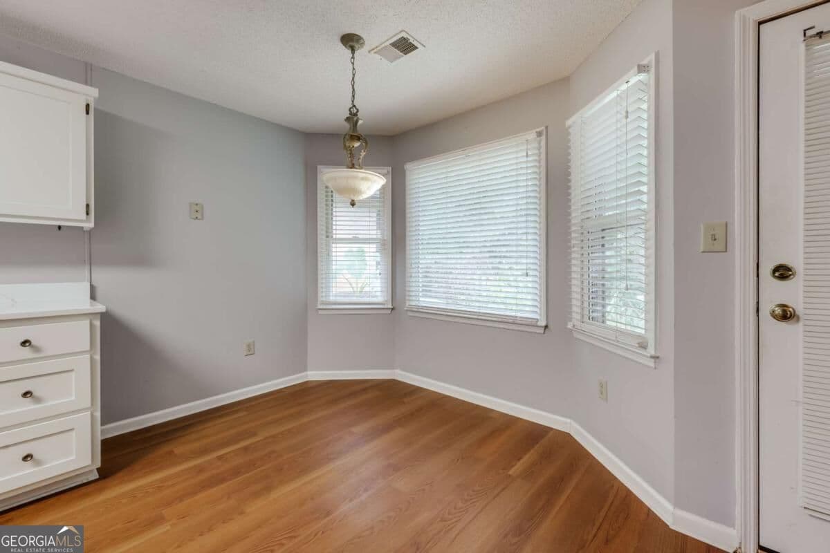 3 bedroom, 2 bathroom, 1,233 sq ft single family residence for sale at 137 Lucy Lane, Athens, GA 30606 — photo 9