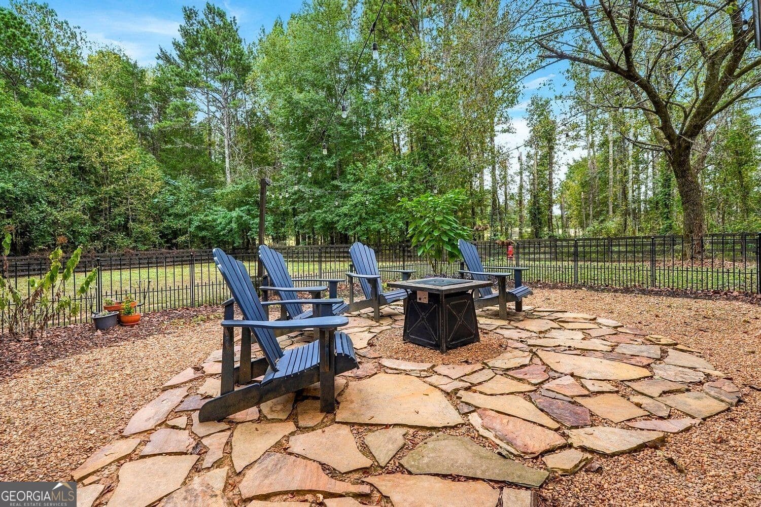 3 bedroom, 1 bathroom, 1,386 sq ft single family residence for sale at 698 Spring Place Road, White, GA 30184 — photo 3