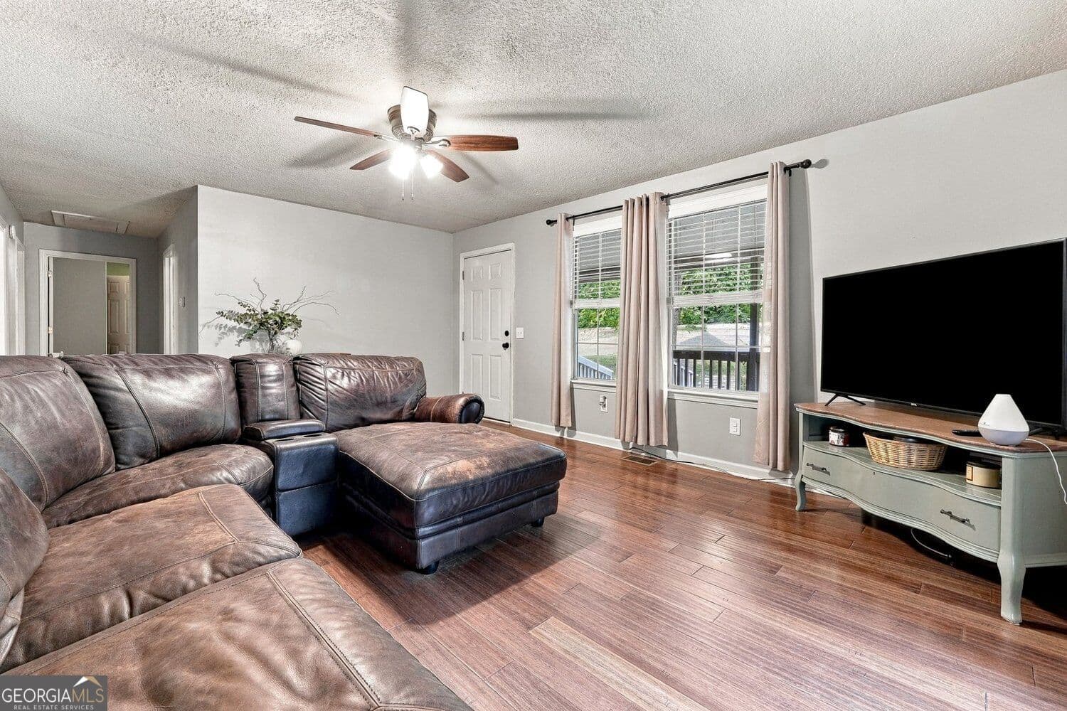3 bedroom, 1 bathroom, 1,386 sq ft single family residence for sale at 698 Spring Place Road, White, GA 30184 — photo 9