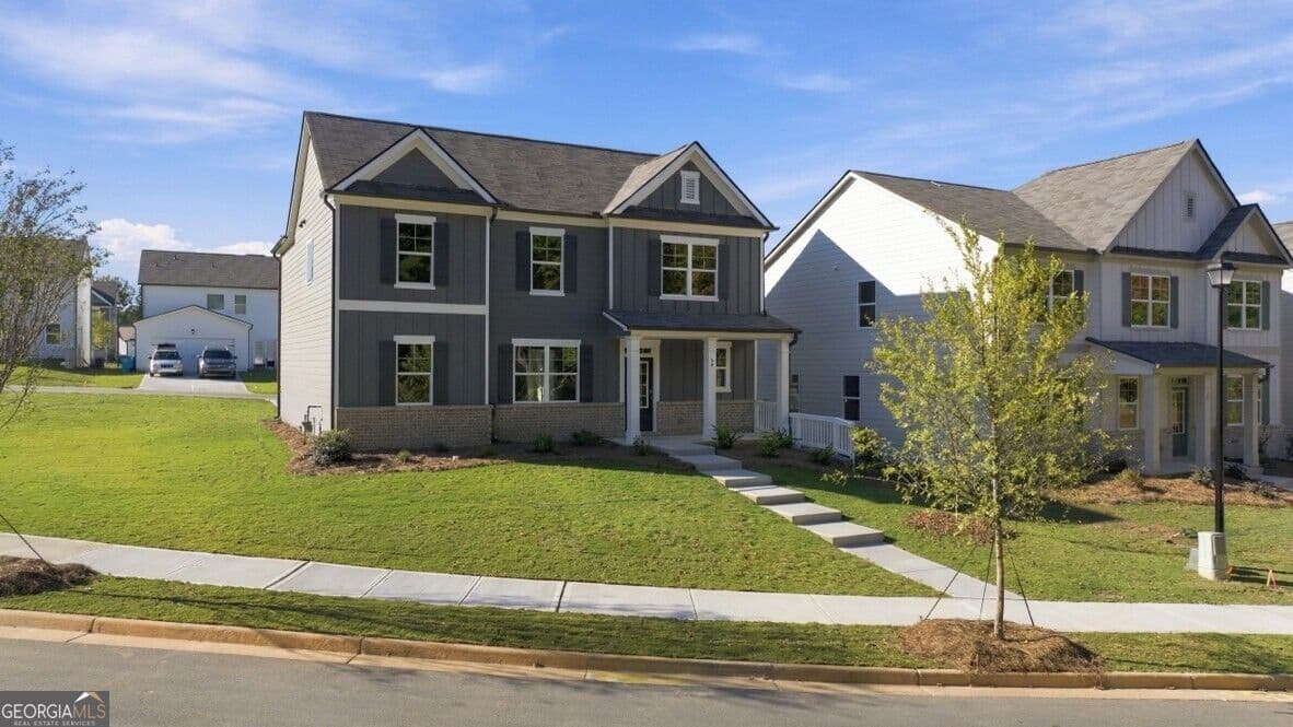 4 bedroom, 2.5 bathroom, 2,432 sq ft single family residence for sale at 54 Lambton Place, Braselton, GA 30517 — photo 2