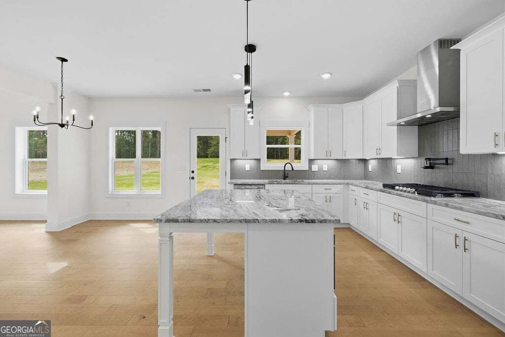5 bedroom, 4 bathroom, 3,600 sq ft single family residence for sale at 1689 W Hightower Trail, Conyers, GA 30012 — photo 10