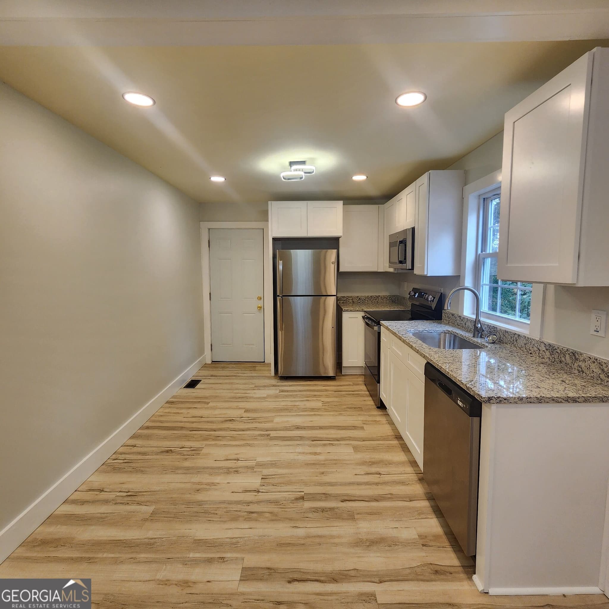 3 bedroom, 2 bathroom single family residence for sale at 2039 Gober Avenue, Smyrna, GA 30080 — photo 6