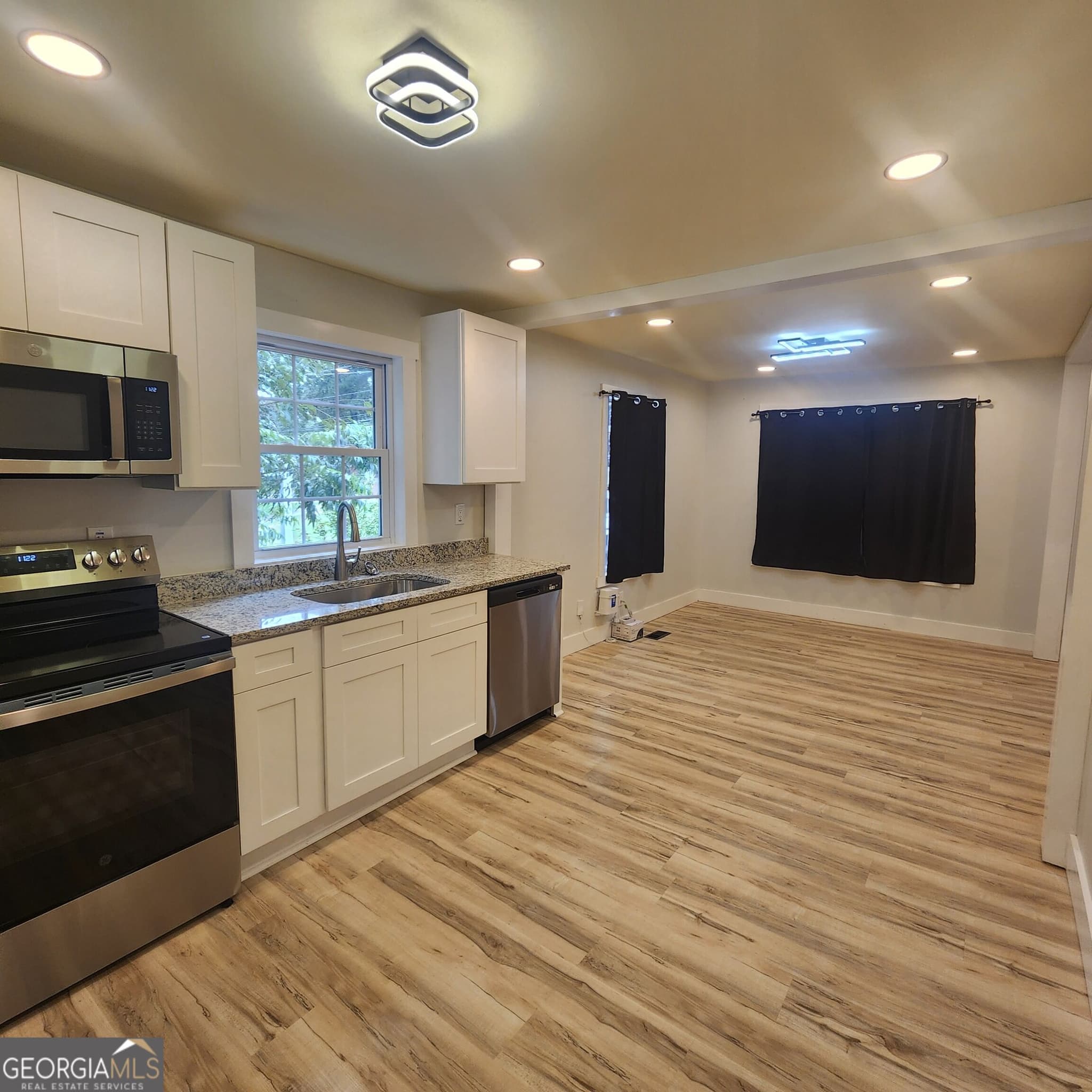 3 bedroom, 2 bathroom single family residence for sale at 2039 Gober Avenue, Smyrna, GA 30080 — photo 7