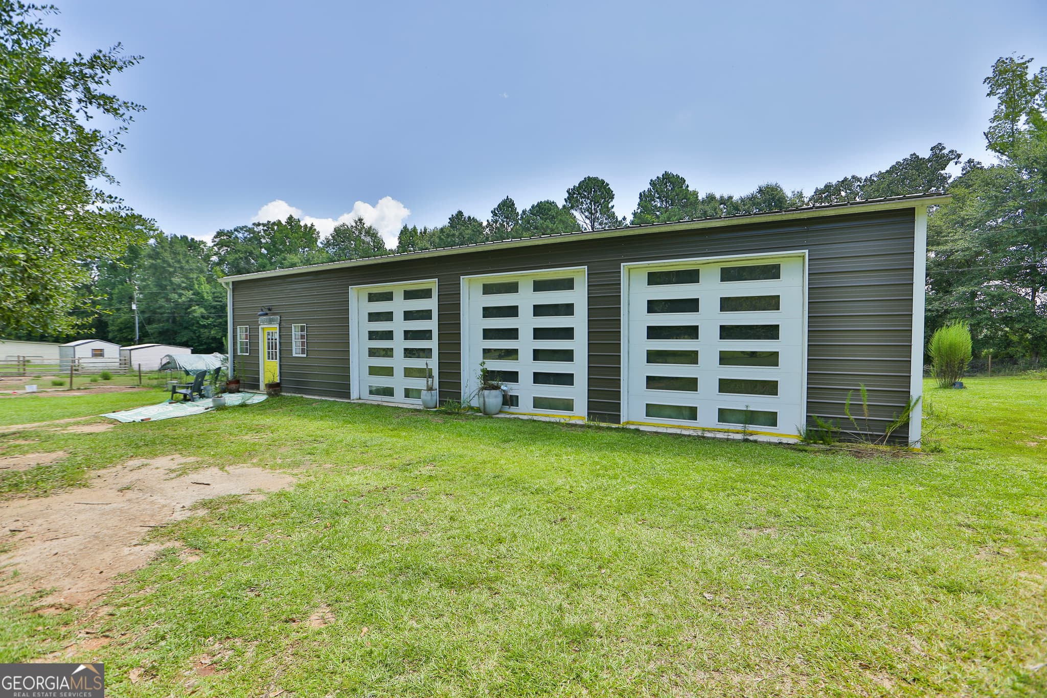 2 bedroom, 1 bathroom, 1,800 sq ft single family residence for sale at 477 Harmony Church Road, Sandersville, GA 31082