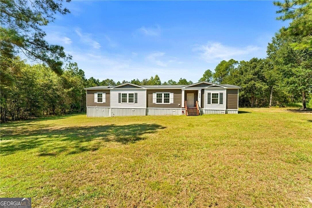 4 bedroom, 2.5 bathroom, 2,263 sq ft manufactured home,single family residence for sale at 4179 Nevils Groveland Road, Pembroke, GA 31321 — photo 4