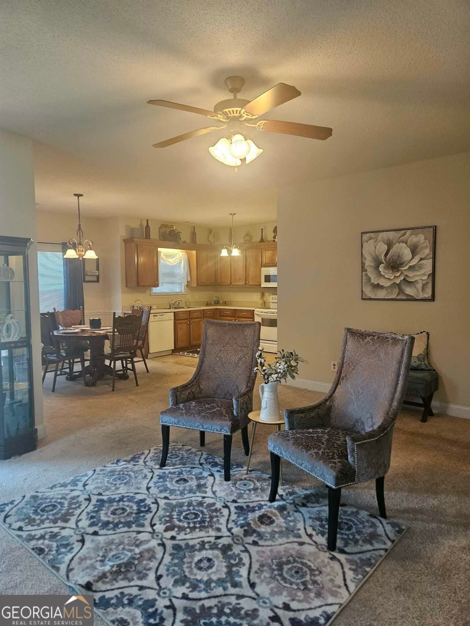 2 bedroom, 2 bathroom, 1,343 sq ft single family residence for sale at 190 Jabrok Circle, Macon, GA 31216 — photo 4