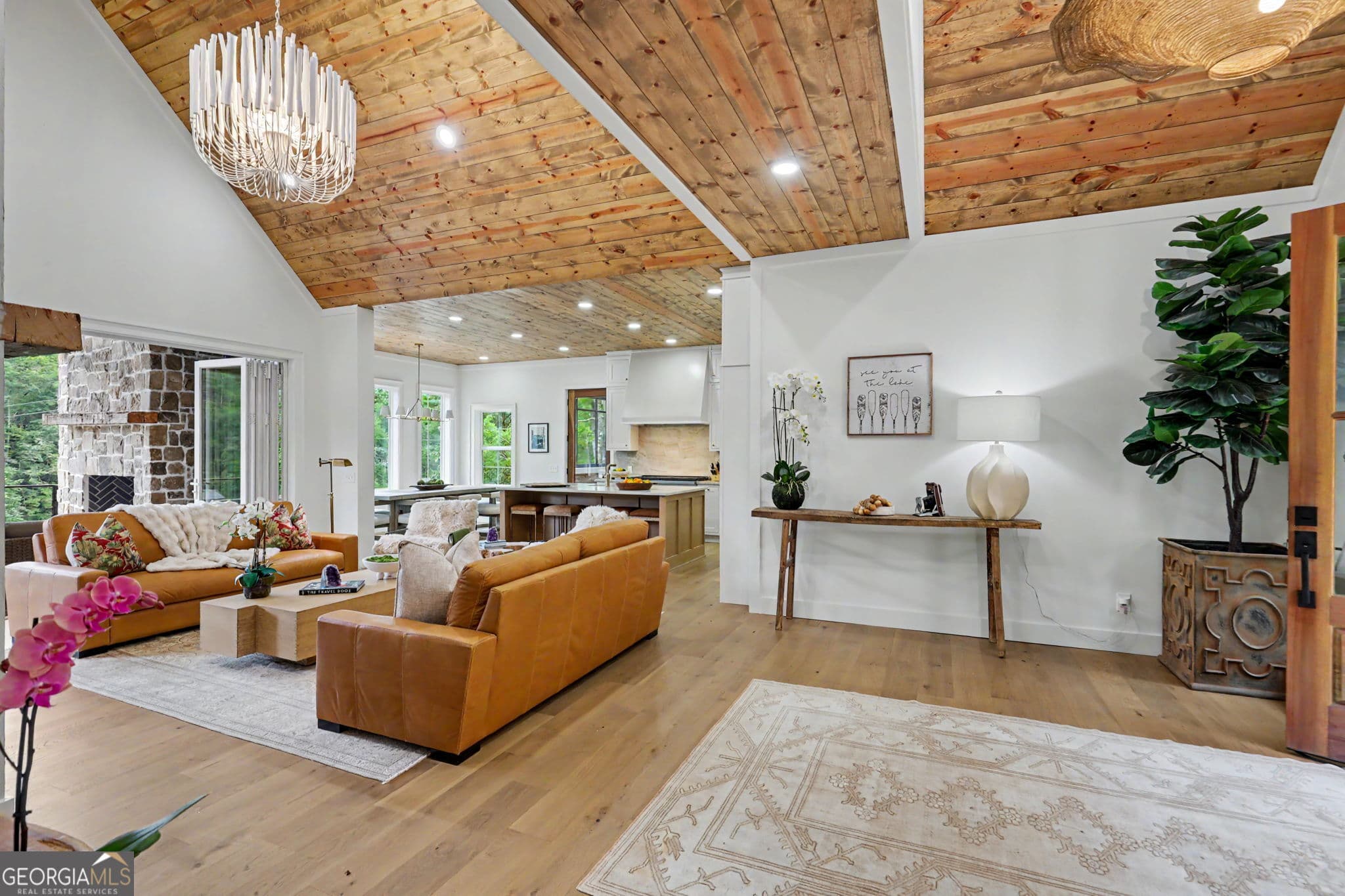 5 bedroom, 5 bathroom, 5,300 sq ft single family residence for sale at 493 Kings Row Road, Lakemont, GA 30552 — photo 6