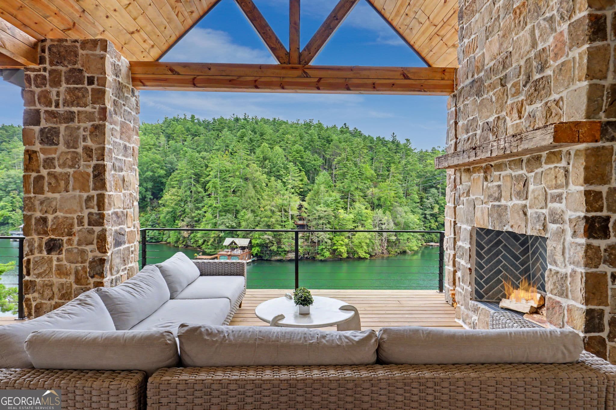 5 bedroom, 5 bathroom, 5,300 sq ft single family residence for sale at 493 Kings Row Road, Lakemont, GA 30552 — photo 9