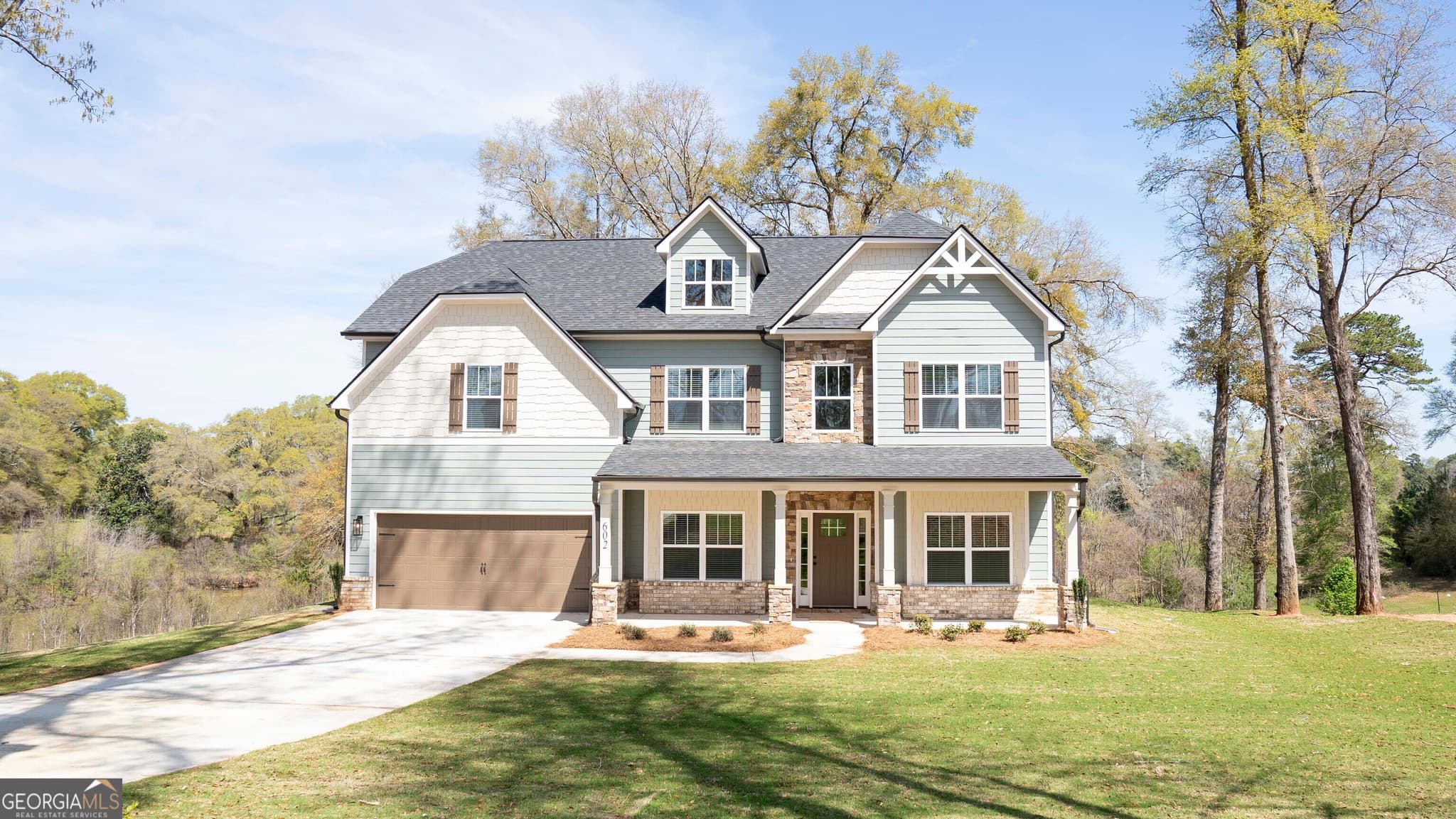 3 bedroom, 4 bathroom, 3,222 sq ft single family residence for sale at 604 Beaver Court, Perry, GA 31069 — photo 1 of 40