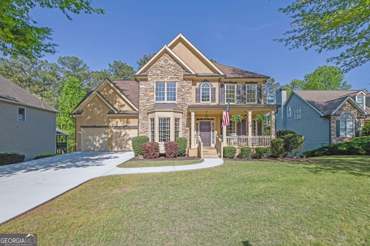 4 bedroom, 2.5 bathroom, 2,634 sq ft single family residence sold at 823 Valley Drive, Canton, GA 30114