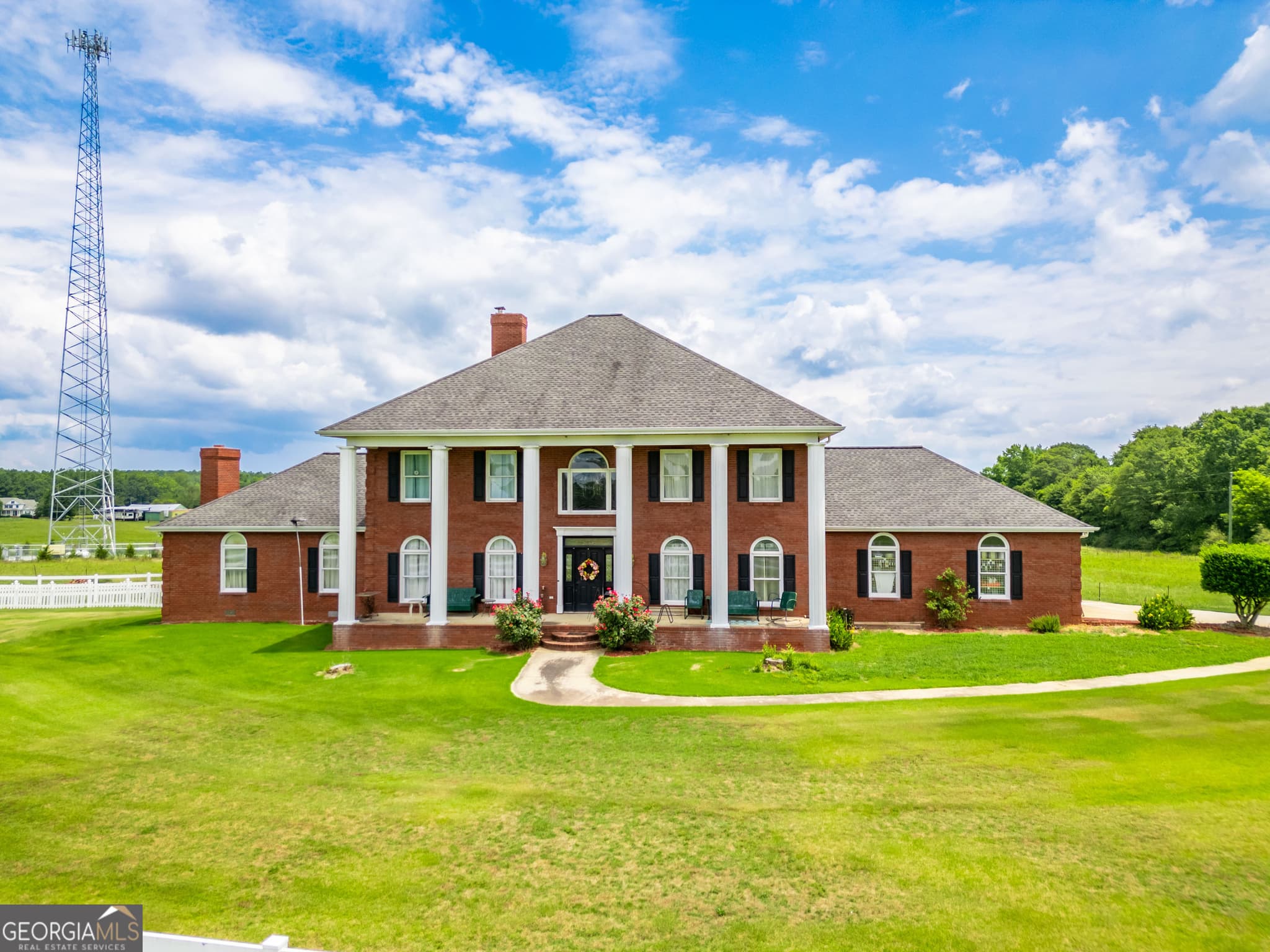 3 bedroom, 2.5 bathroom, 4,094 sq ft farm for sale at 1811 Michael Road, Monroe, GA 30656 — photo 1 of 43