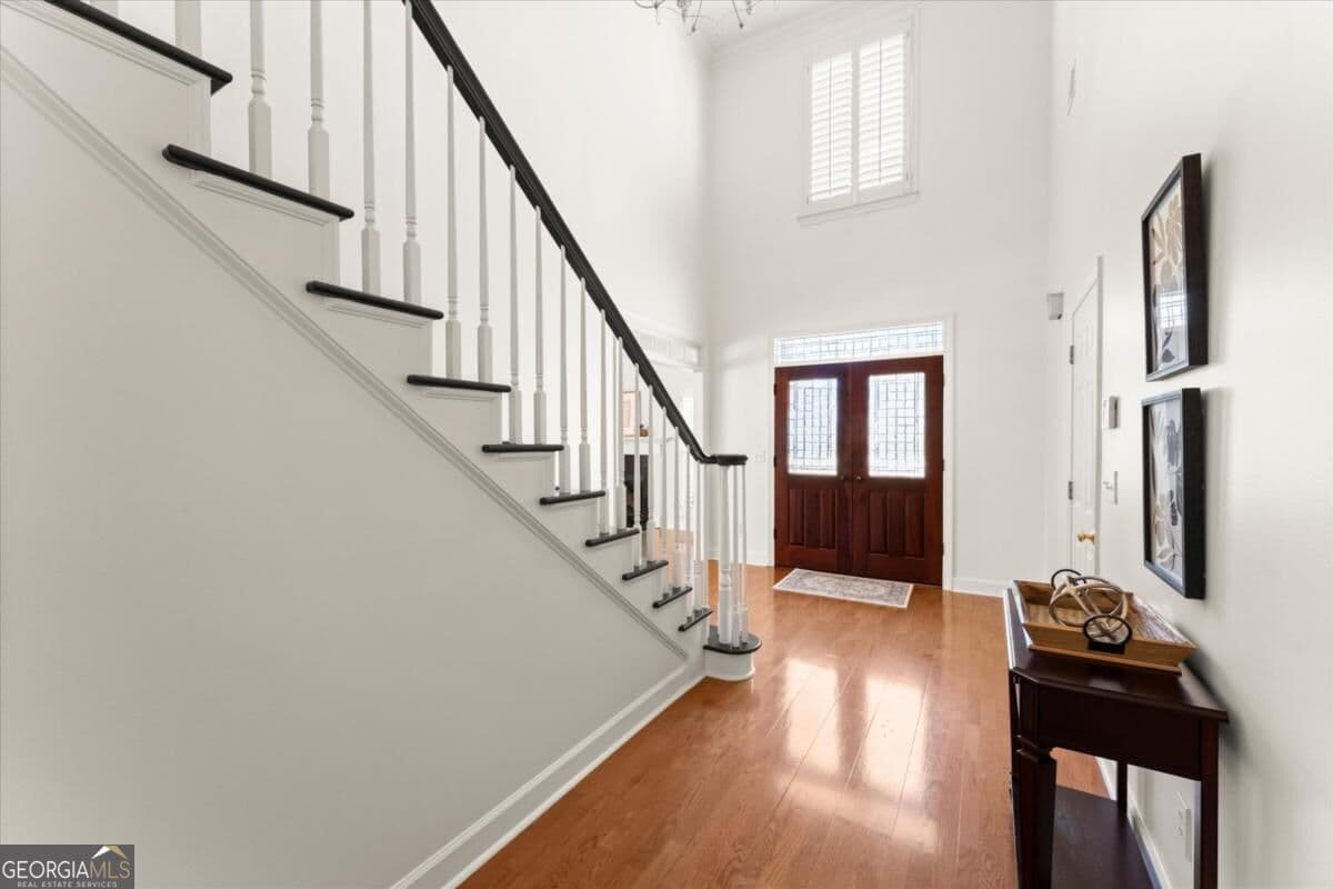 4 bedroom, 3.5 bathroom, 3,433 sq ft single family residence for sale at 4807 Calais Court, Marietta, GA 30067 — photo 3