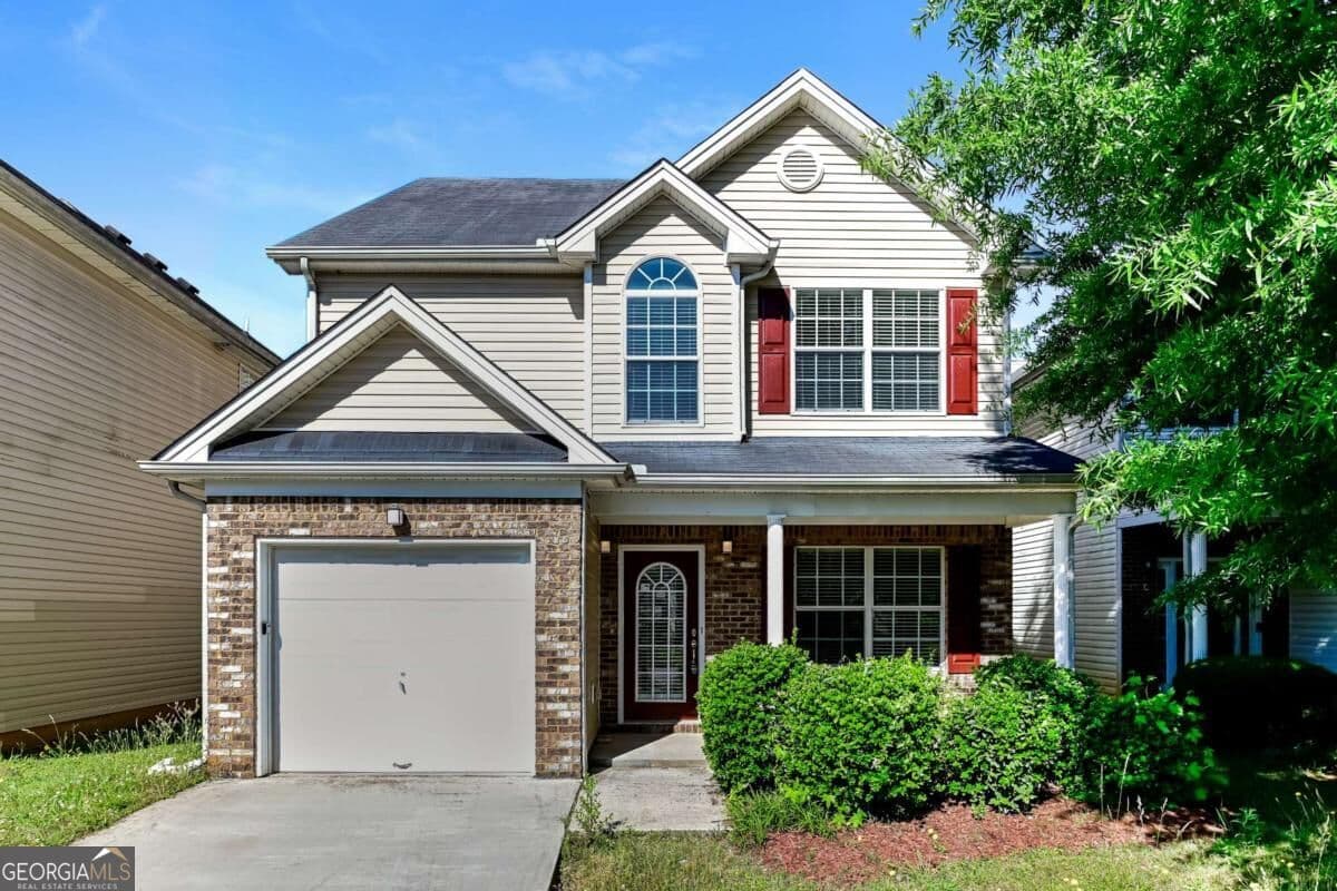 3 bedroom, 2.5 bathroom single family residence for rent at 11173 Aliyah Drive, Hampton, GA 30228 for $1,925 a month