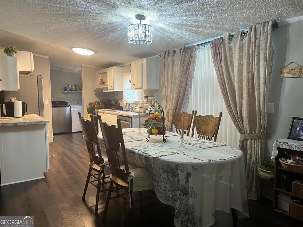3 bedroom, 2 bathroom, 1,404 sq ft manufactured home,single family residence for sale at 166 Pebble Hills Road, Cochran, GA 31014 — photo 9