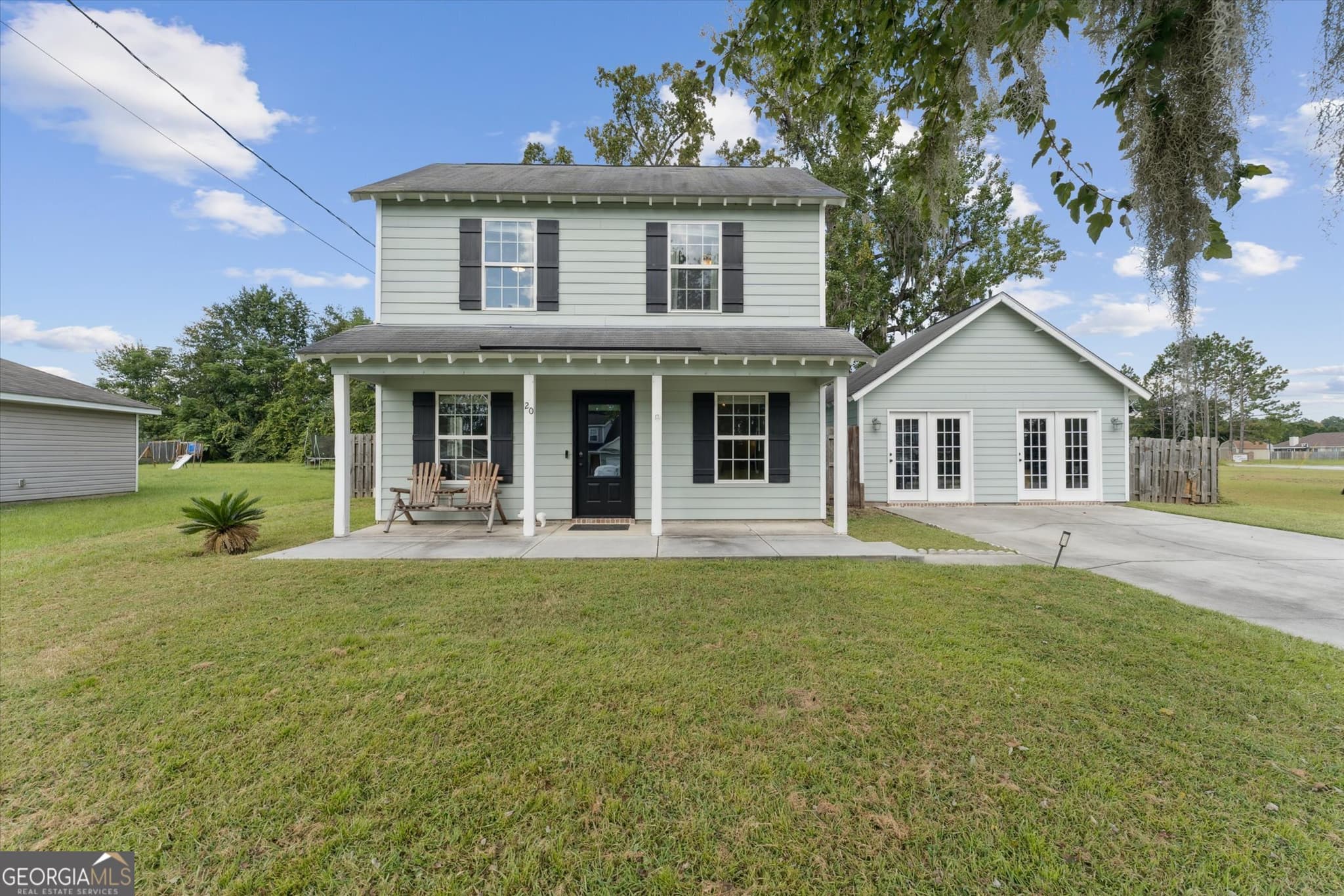 3 bedroom, 2 bathroom single family residence sold at 20 Bonnie Circle, Ellabell, GA 31308