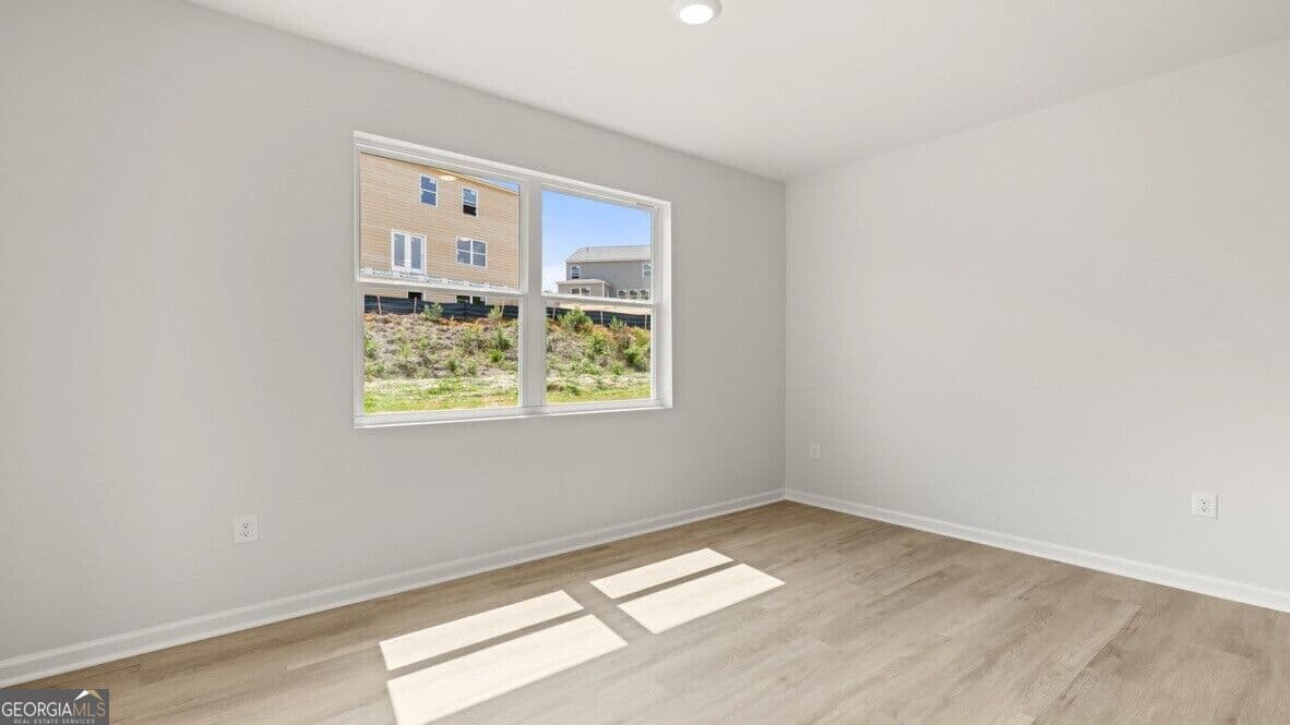3 bedroom, 2.5 bathroom, 1,749 sq ft single family residence for sale at 8162 Coldstream Drive, Fairburn, GA 30213 — photo 9