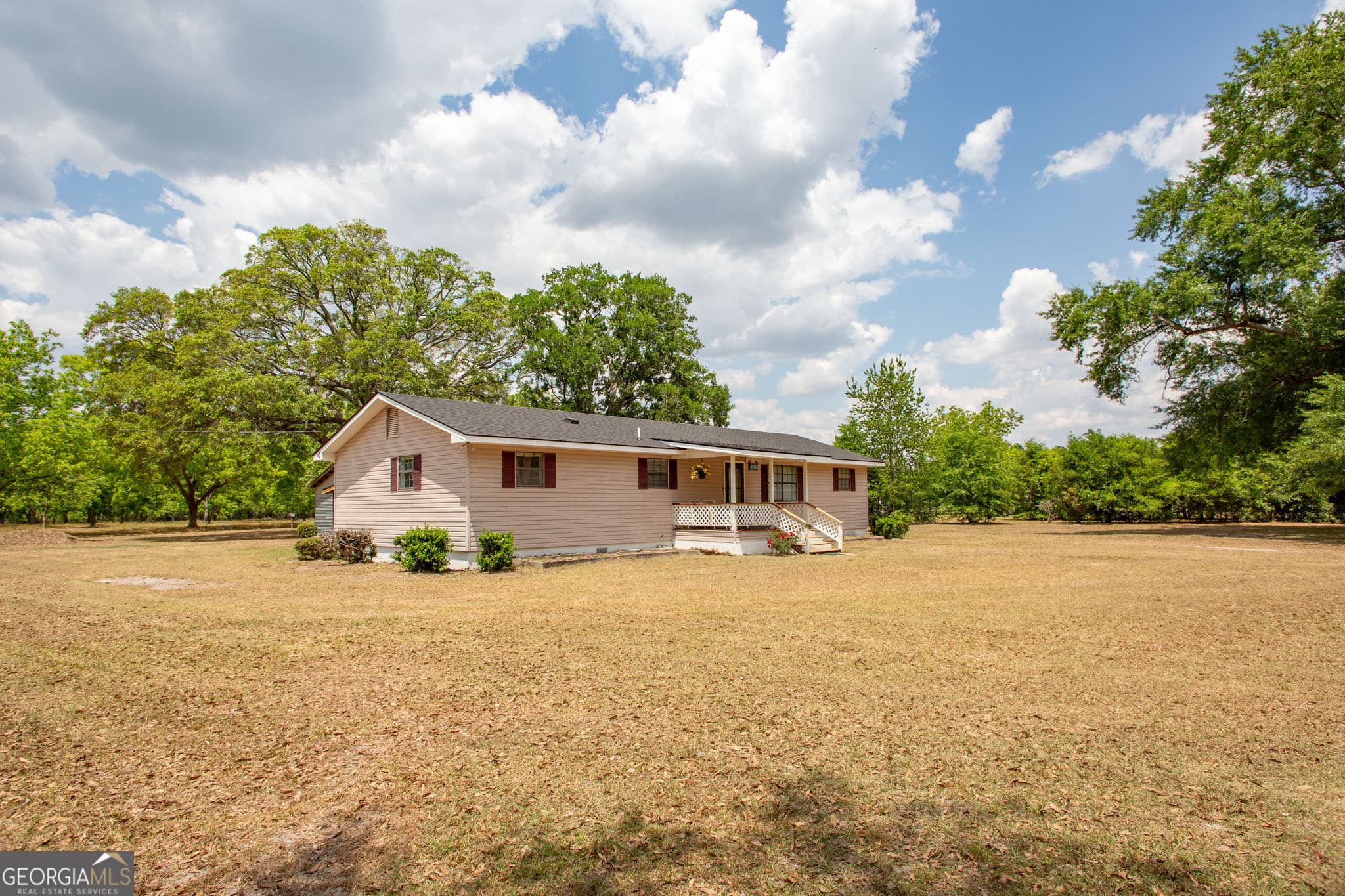 2 bedroom, 2 bathroom, 1,440 sq ft single family residence for sale at 3113 Ware Street, Blackshear, GA 31516 — photo 4