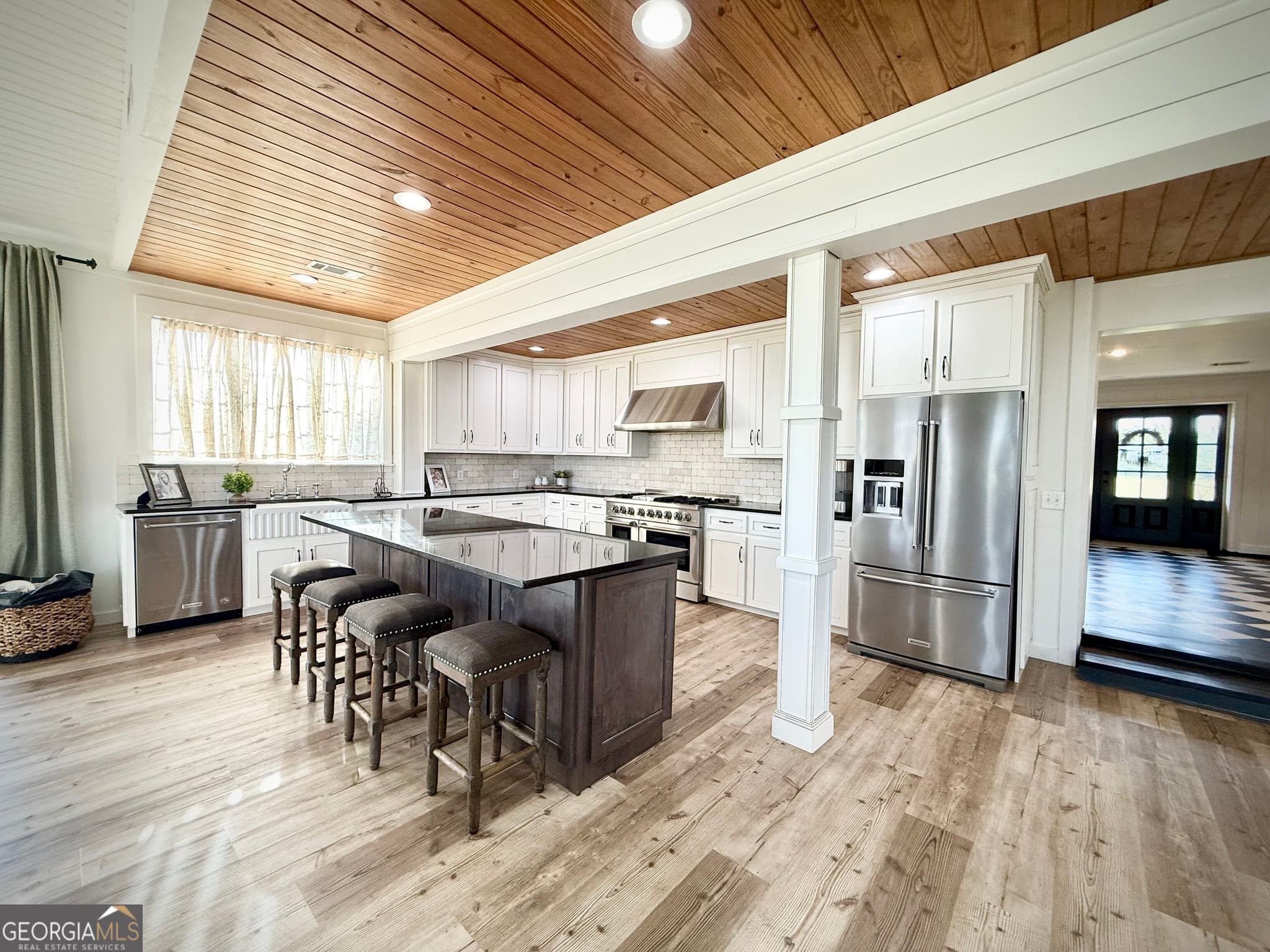 4 bedroom, 3 bathroom, 3,368 sq ft single family residence for sale at 2495 Broxton Highway, Denton, GA 31532 — photo 10