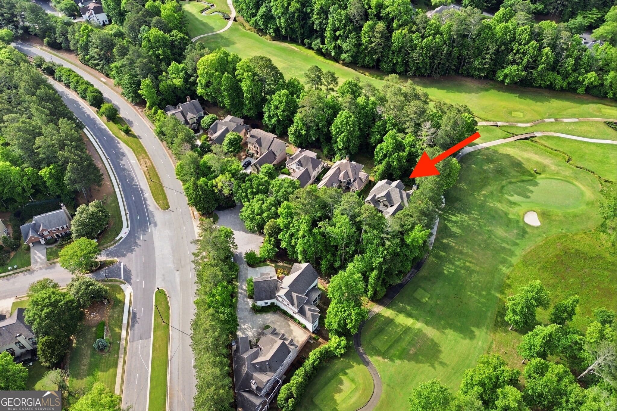 5 bedroom, 6 bathroom, 5,868 sq ft single family residence for sale at 6295 Windward Parkway, Alpharetta, GA 30005 — photo 6
