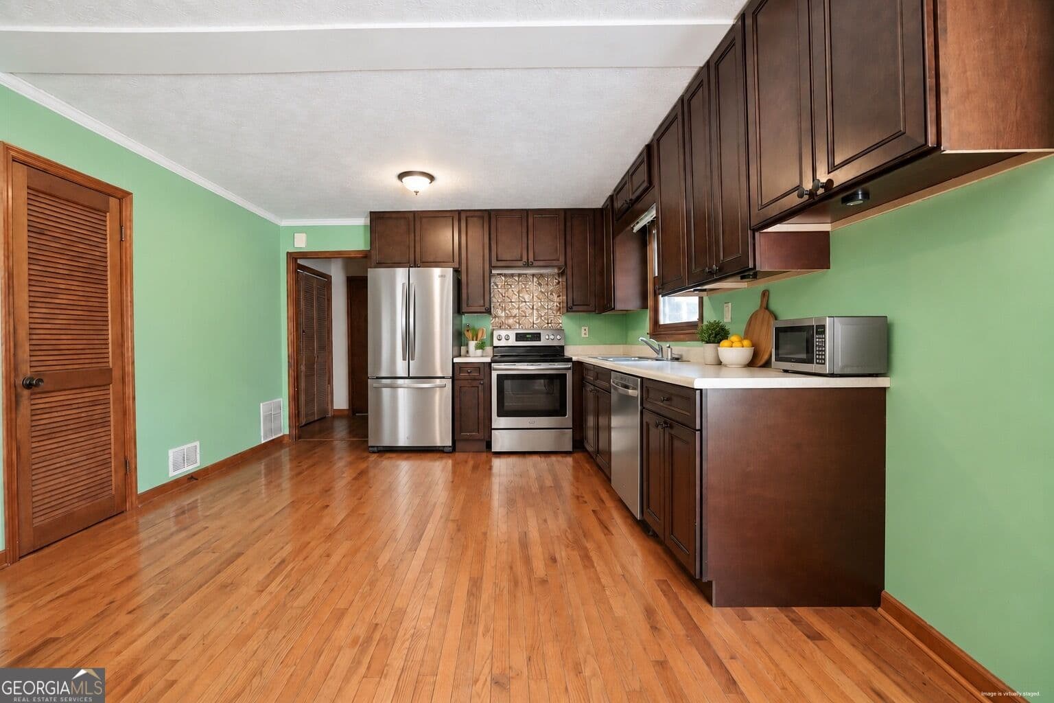 3 bedroom, 3 bathroom, 2,108 sq ft single family residence for sale at 115 Price Drive, Locust Grove, GA 30248 — photo 3
