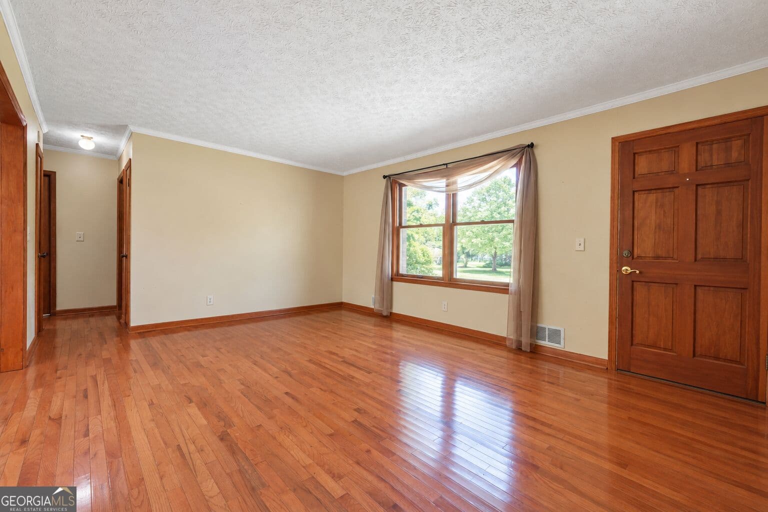 3 bedroom, 3 bathroom, 2,108 sq ft single family residence for sale at 115 Price Drive, Locust Grove, GA 30248 — photo 9