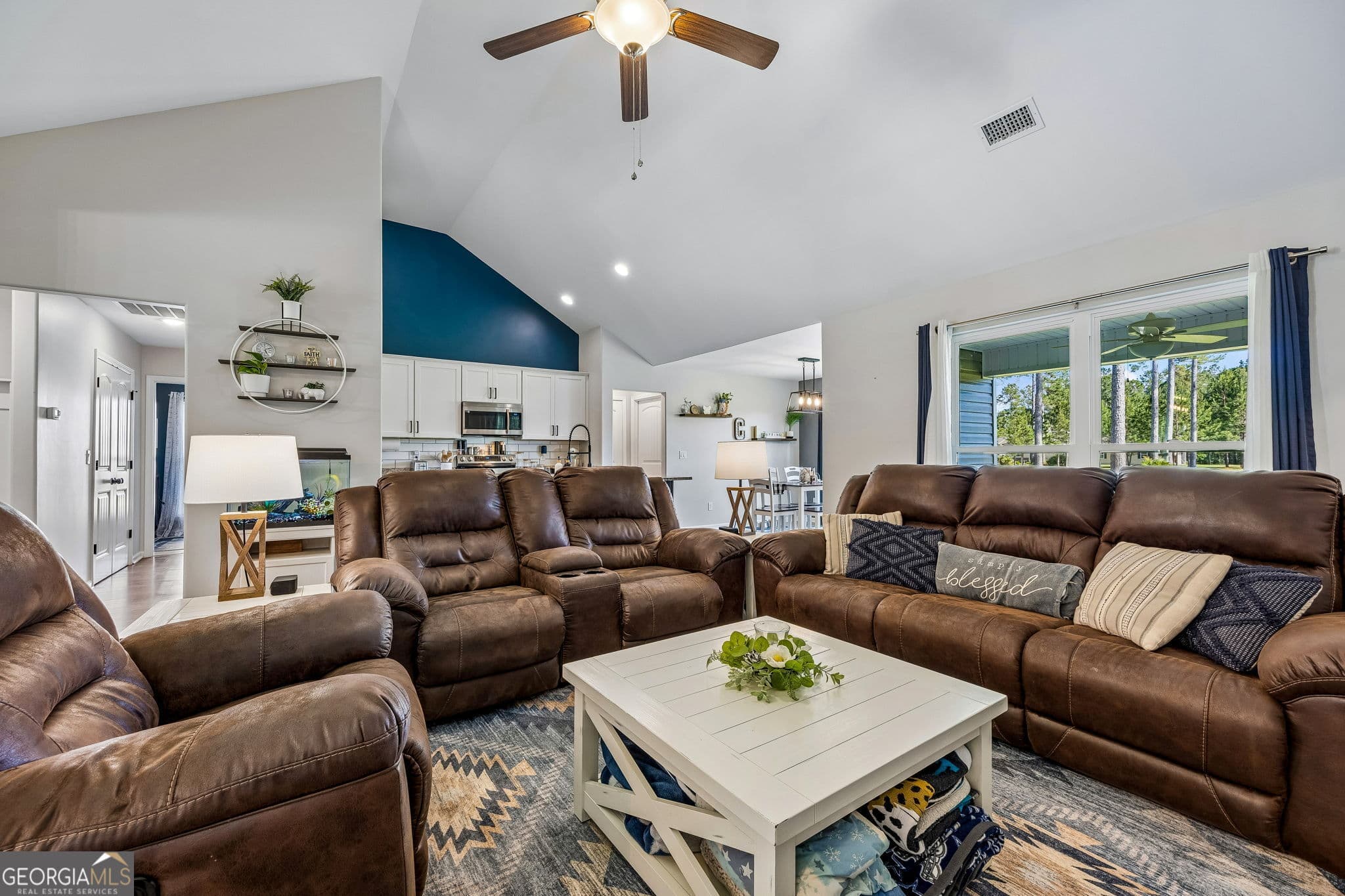 4 bedroom, 2 bathroom, 2,008 sq ft single family residence for sale at 204 Bowline Lane, Kingsland, GA 31548 — photo 8