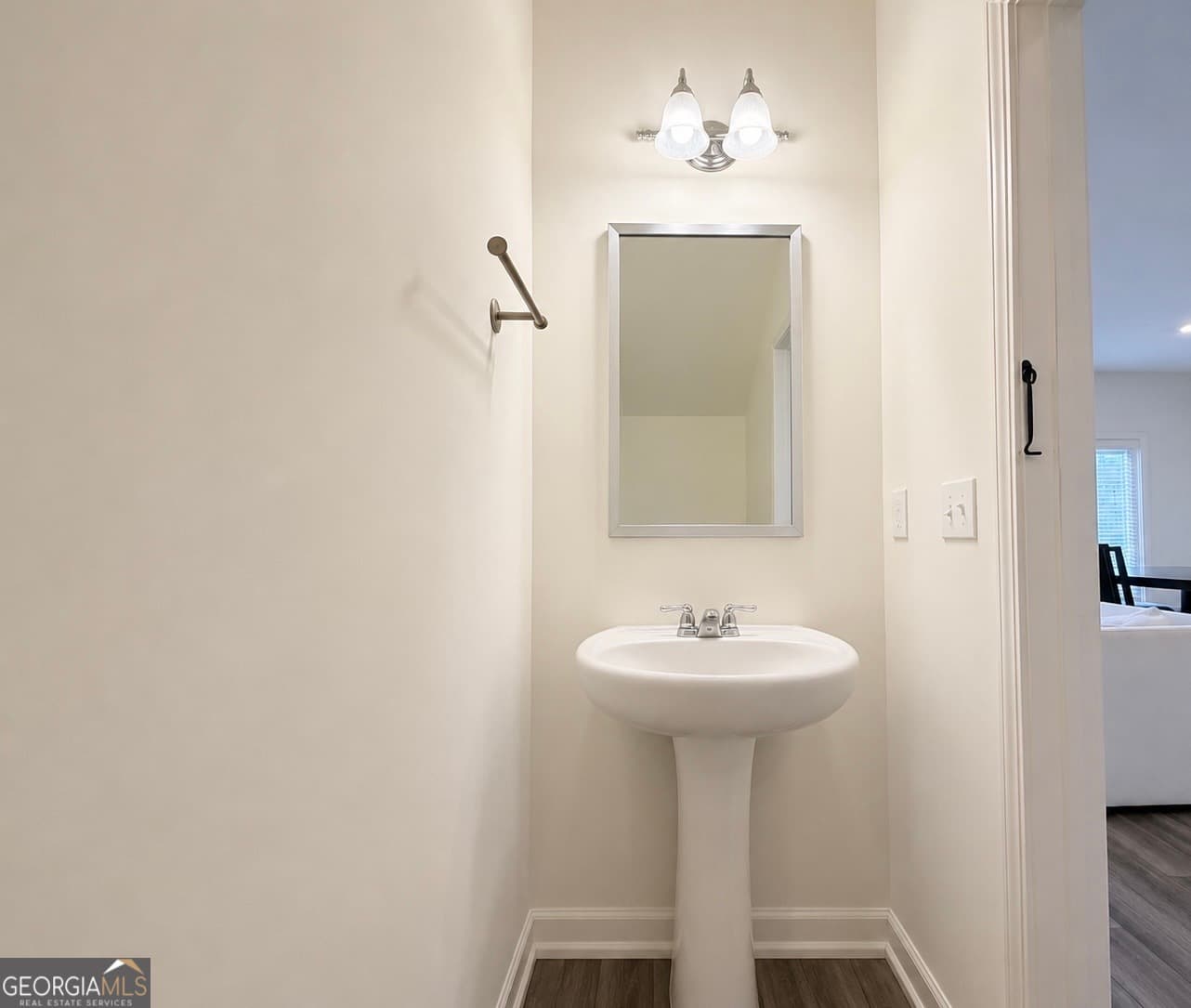 3 bedroom, 2.5 bathroom, 1,472 sq ft townhouse for sale at 107 SW Saginaw Courts, Locust Grove, GA 30248 — photo 9