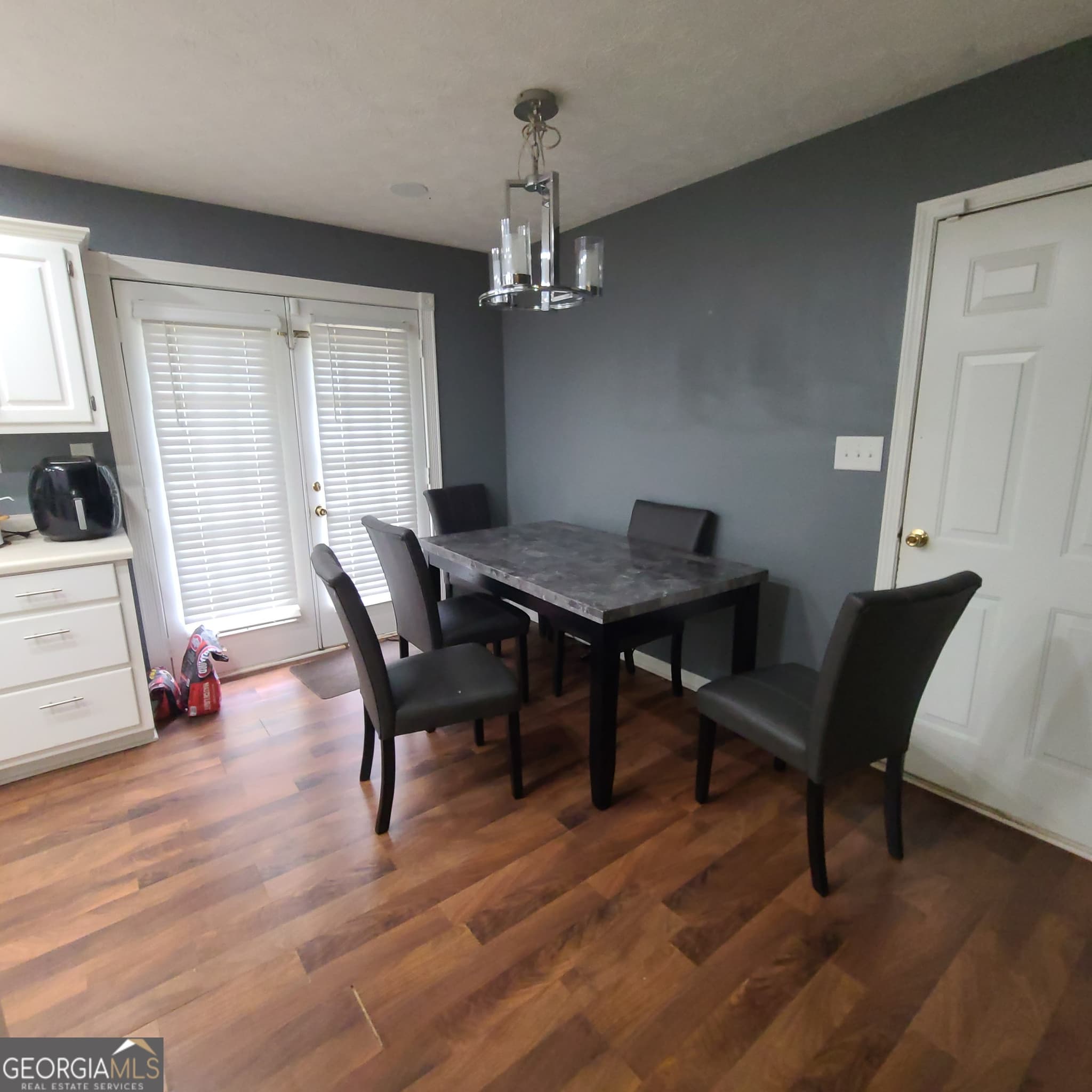 3 bedroom, 2 bathroom, 1,247 sq ft single family residence for sale at 403 Victoria Place, Locust Grove, GA 30248 — photo 8