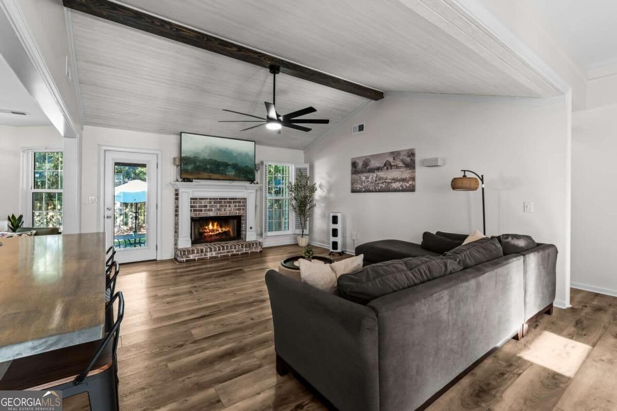 4 bedroom, 2 bathroom, 1,853 sq ft single family residence for sale at 110 Sweet Gum Road, Savannah, GA 31410 — photo 7