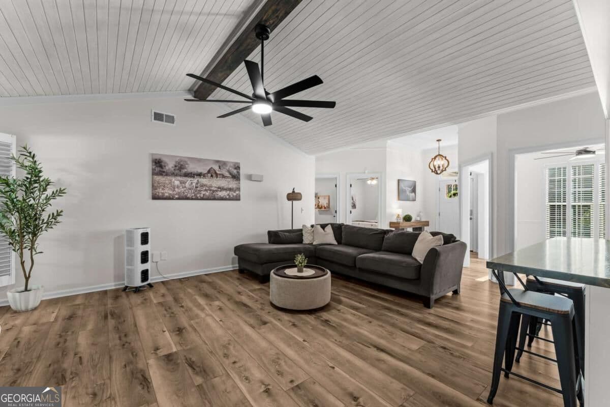 4 bedroom, 2 bathroom, 1,853 sq ft single family residence for sale at 110 Sweet Gum Road, Savannah, GA 31410 — photo 4