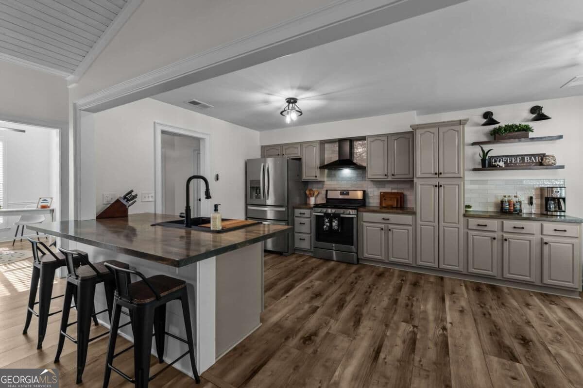 4 bedroom, 2 bathroom, 1,853 sq ft single family residence for sale at 110 Sweet Gum Road, Savannah, GA 31410 — photo 8