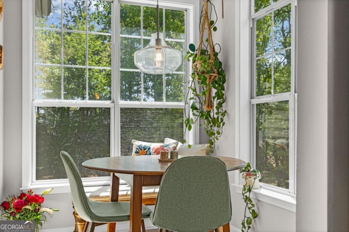 2 bedroom, 2 bathroom, 1,719 sq ft condominium for sale at 238 Edinburgh Court 238, Milton, GA 30004 — photo 7