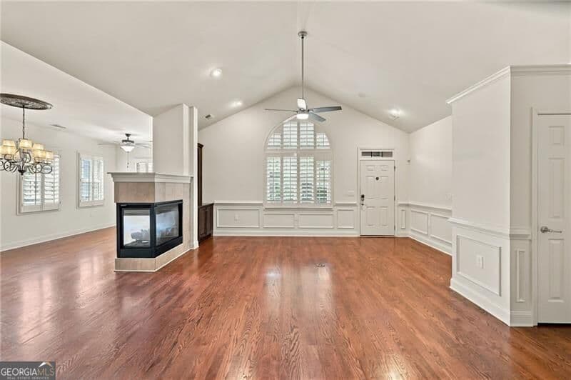 3 bedroom, 3 bathroom, 2,749 sq ft condominium for sale at 1340 Oak Meadows Lane 1801, Cumming, GA 30041 — photo 4