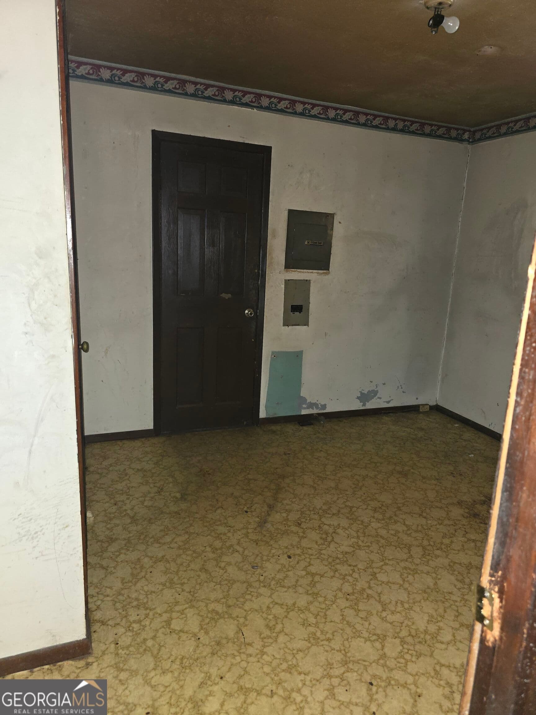 3 bedroom, 1 bathroom, 792 sq ft single family residence under contract at 1436 Jones Lane, Americus, GA 31719 — photo 7