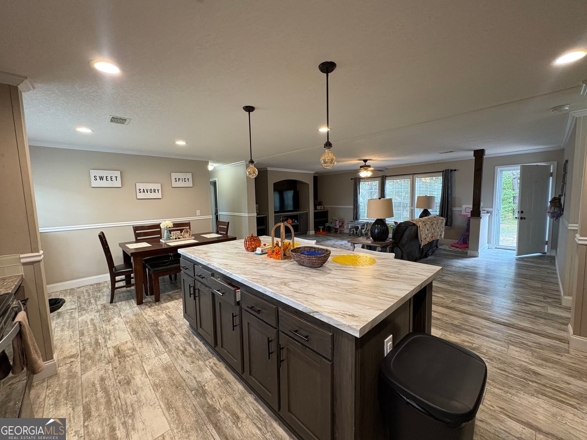 3 bedroom, 2 bathroom, 1,800 sq ft manufactured home,single family residence for sale at 590 Bussell Road, Warthen, GA 31094 — photo 6