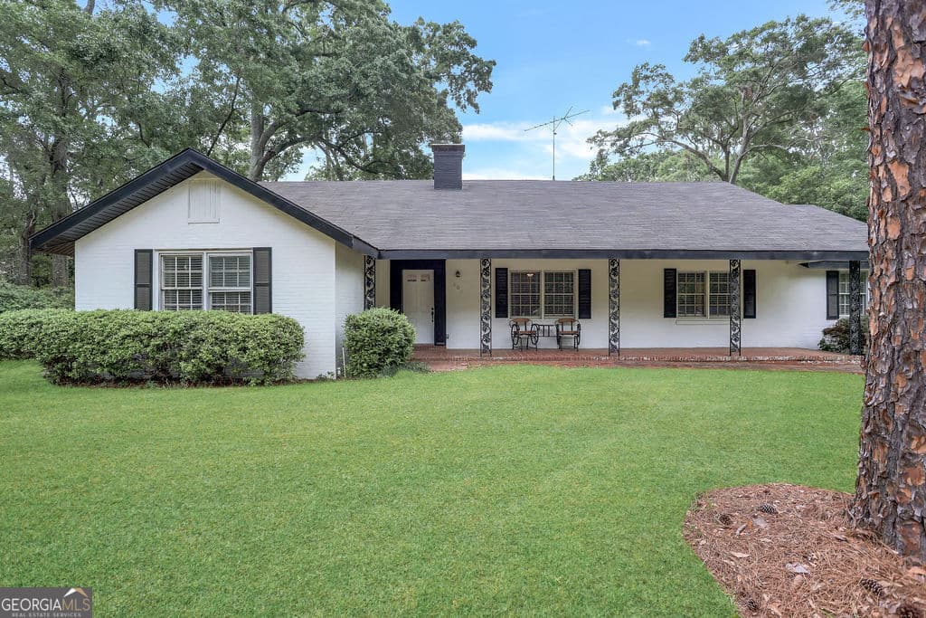 3 bedroom, 2 bathroom, 3,538 sq ft single family residence sold at 509 N Main Street, Sylvania, GA 30467