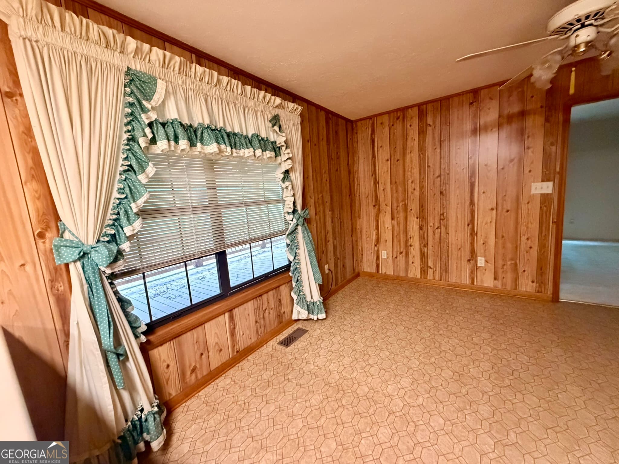 3 bedroom, 3 bathroom single family residence for sale at 213 Stembridge Road, Milledgeville, GA 31061 — photo 6