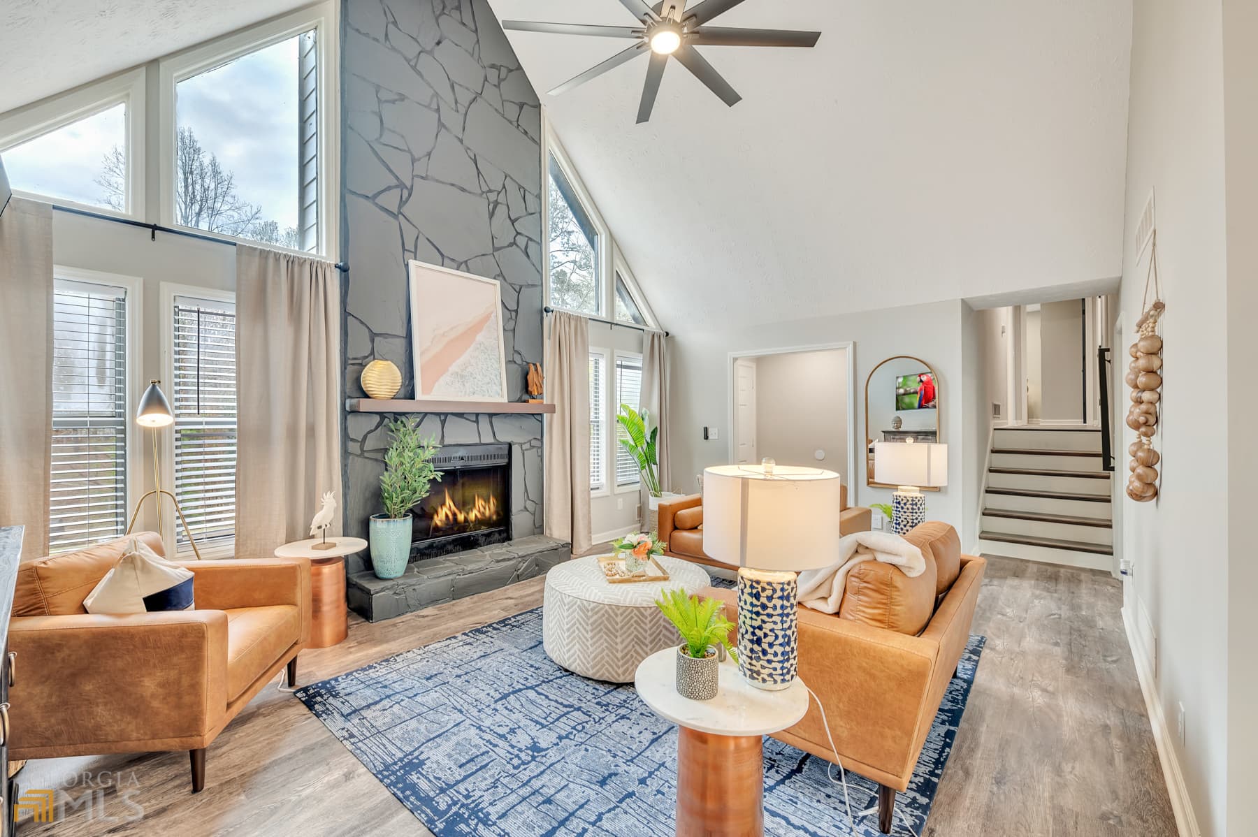 4 bedroom, 3 bathroom, 2,000 sq ft single family residence for rent at 1898 Winding Creek Lane, Marietta, GA 30064 for $5,900 a month — photo 2