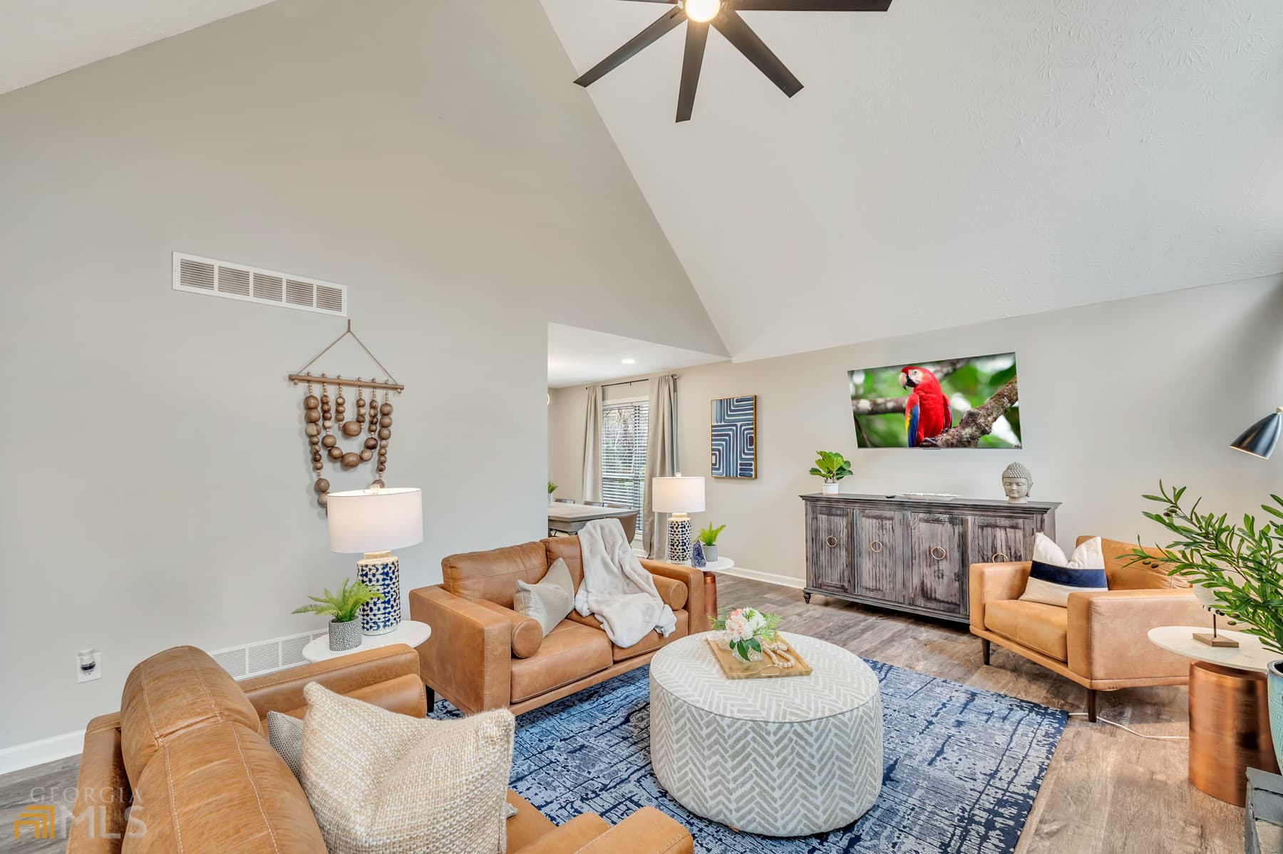 4 bedroom, 3 bathroom, 2,000 sq ft single family residence for rent at 1898 Winding Creek Lane, Marietta, GA 30064 for $5,900 a month — photo 3