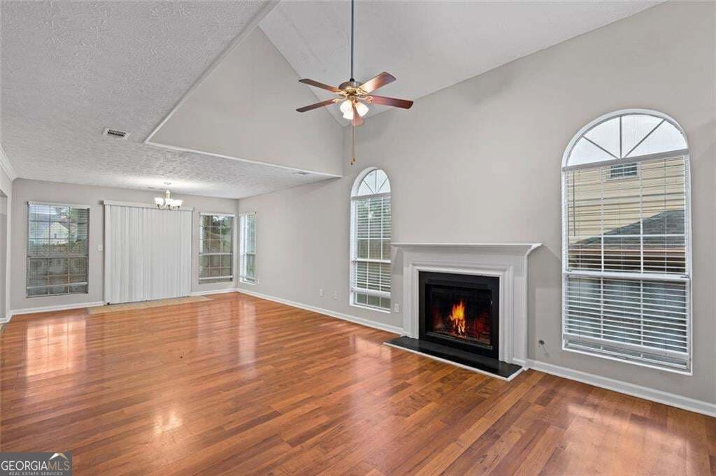 3 bedroom, 2.5 bathroom, 1,532 sq ft single family residence for sale at 1180 Holly Circle, Lawrenceville, GA 30044 — photo 6