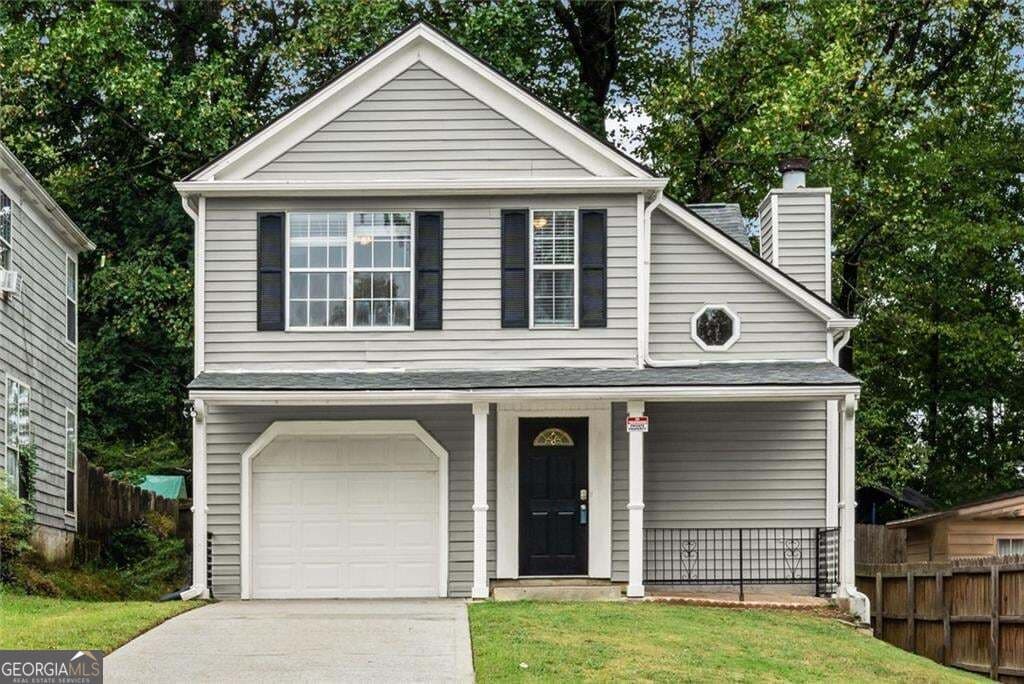 3 bedroom, 2.5 bathroom, 1,532 sq ft single family residence for sale at 1180 Holly Circle, Lawrenceville, GA 30044 — photo 1 of 30