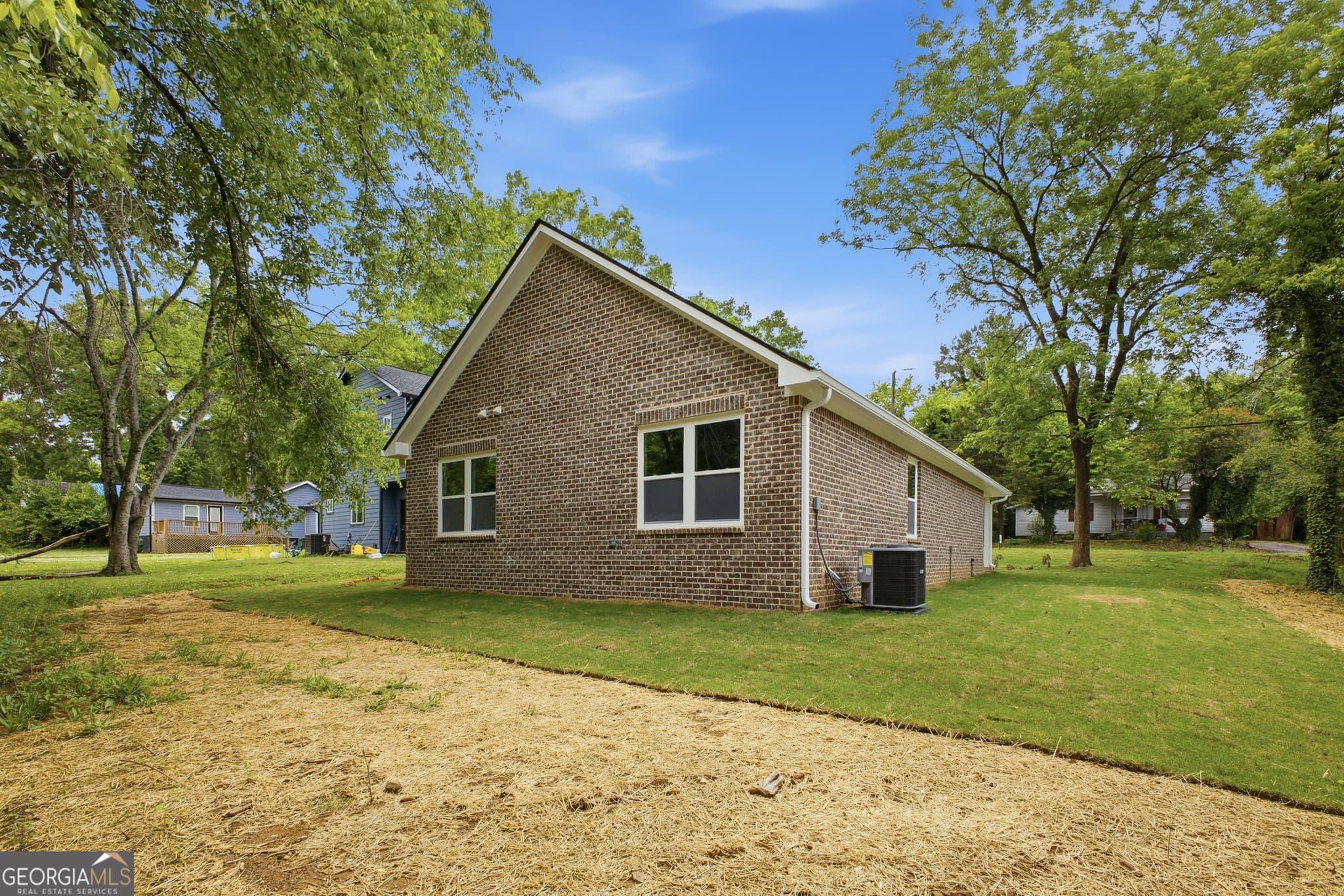 3 bedroom, 2 bathroom, 1,320 sq ft single family residence for sale at 311 E 17th Street, Rome, GA 30161 — photo 6