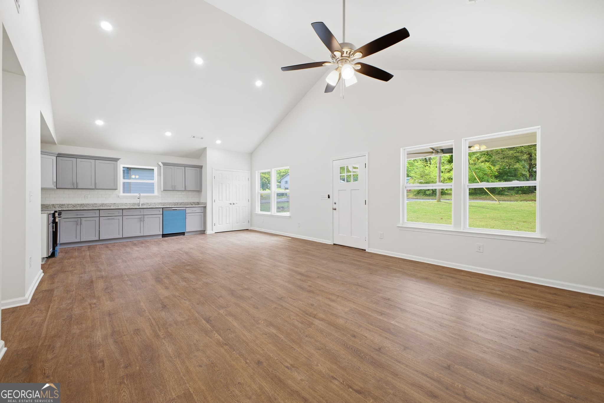 3 bedroom, 2 bathroom, 1,320 sq ft single family residence for sale at 311 E 17th Street, Rome, GA 30161 — photo 9