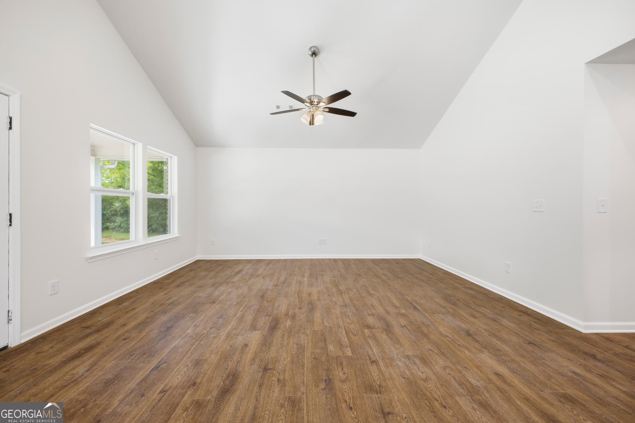 3 bedroom, 2 bathroom, 1,320 sq ft single family residence for sale at 311 E 17th Street, Rome, GA 30161 — photo 10