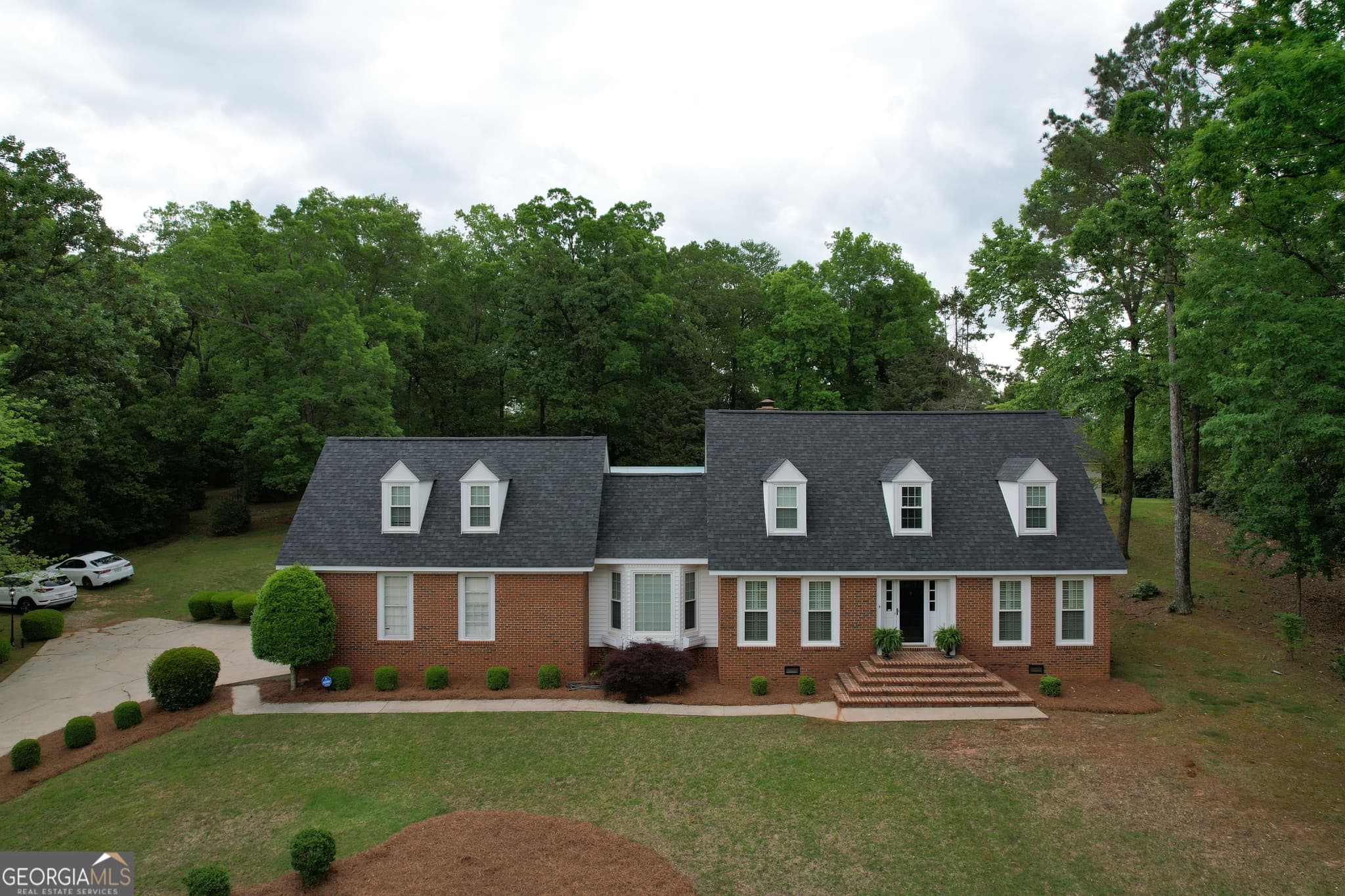4 bedroom, 2.5 bathroom, 2,561 sq ft single family residence for sale at 120 Mill Race Road, Thomaston, GA 30286 — photo 2